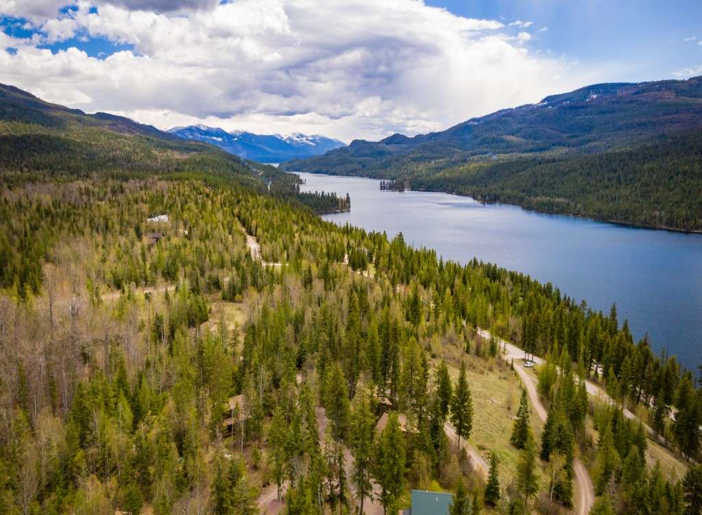 listing-680bdea52b873-1-SwanLakeCabins.jpg