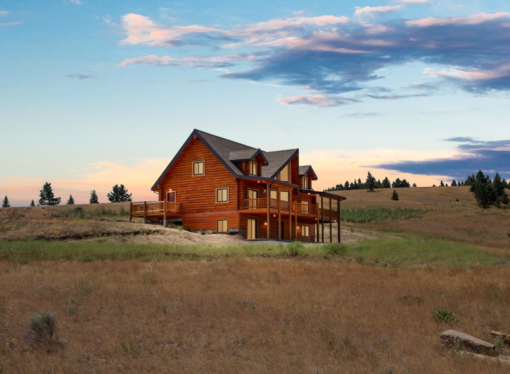 Impressive Log Home in Butte, Montana