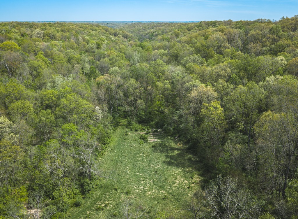 17816 Powerline Rd. Grafton, IL