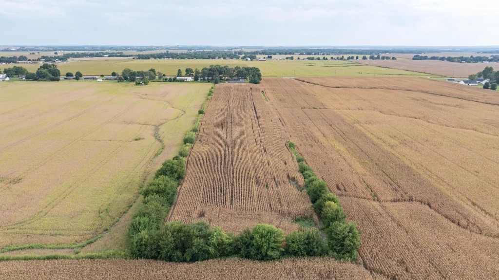 24018 State Highway 16, Jerseyville, IL
