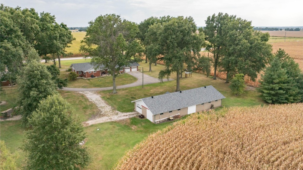 24018 State Highway 16, Jerseyville, IL