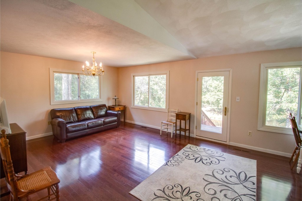 13390 Staunton Bunker Hill Road