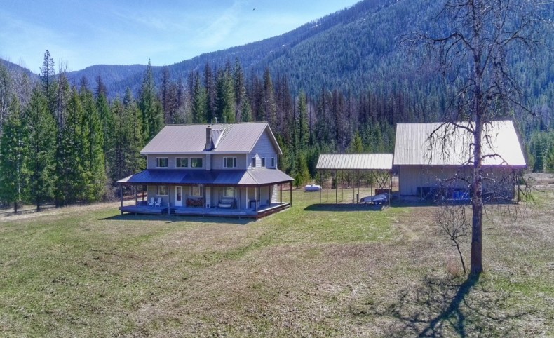 Trails End Homestead