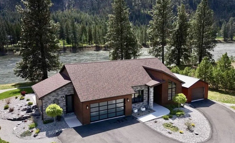 Luxury Living on the Clark Fork River