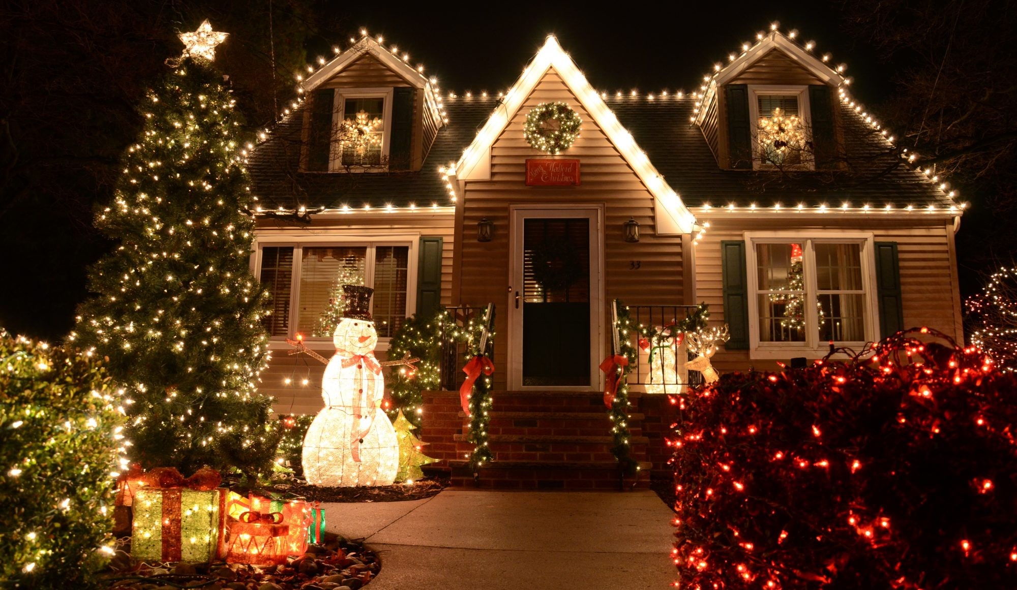 5 Reasons the Holidays are the Best Time to Sell Your Property!