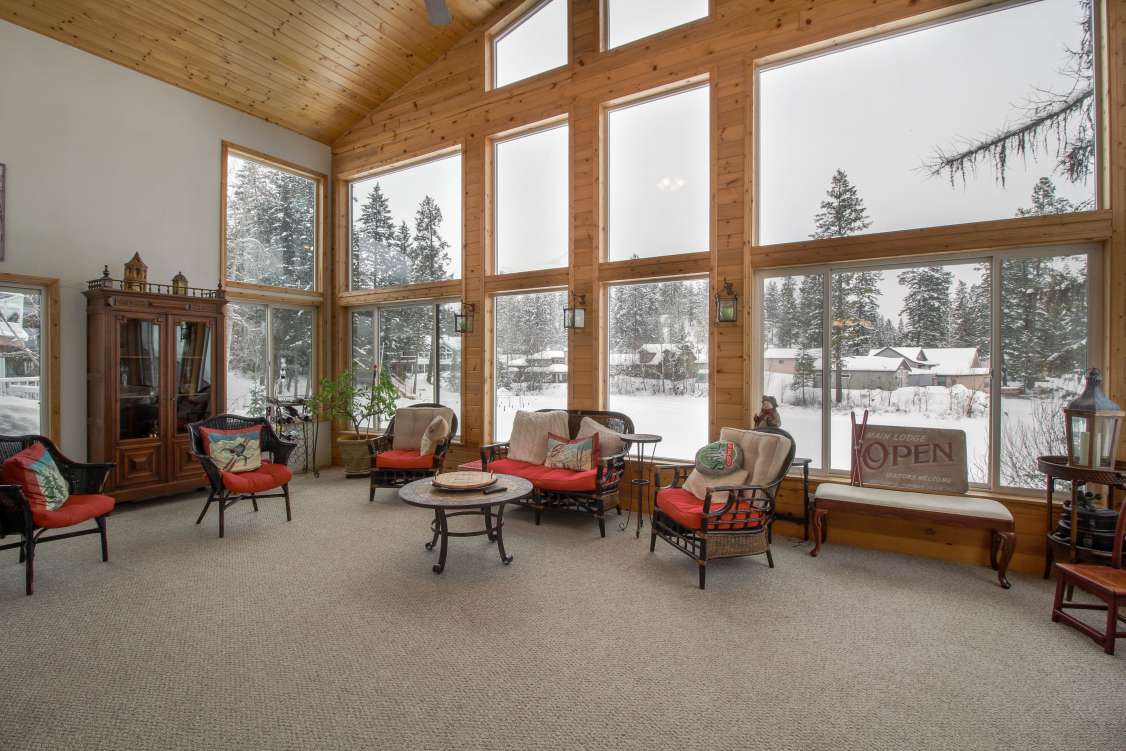 listing-5c6f36811178d-SunRoom.jpg