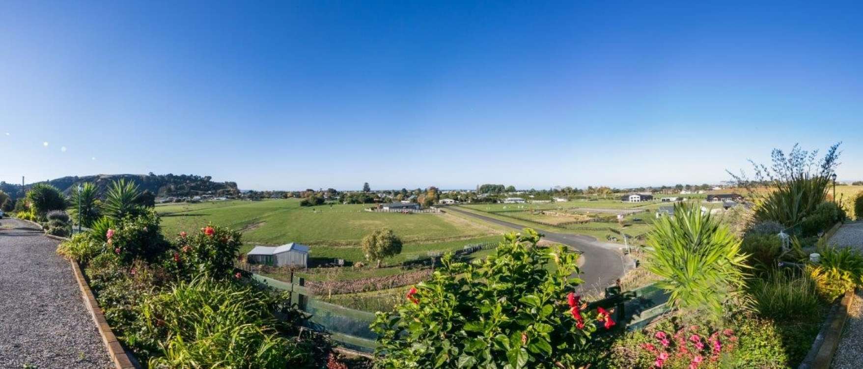 listing-5cf9a61b952f4-19-16Kaiangaroa-27PANORAMA.jpg