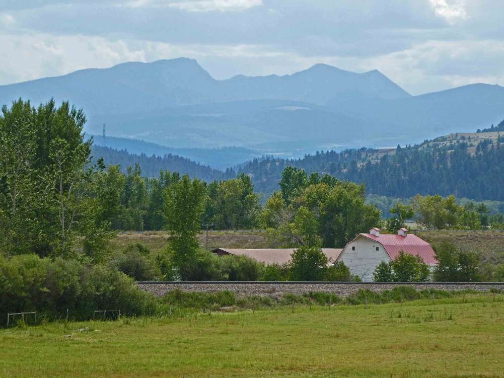 listing-5d5da517a3382-RockyMountainBackground.jpg