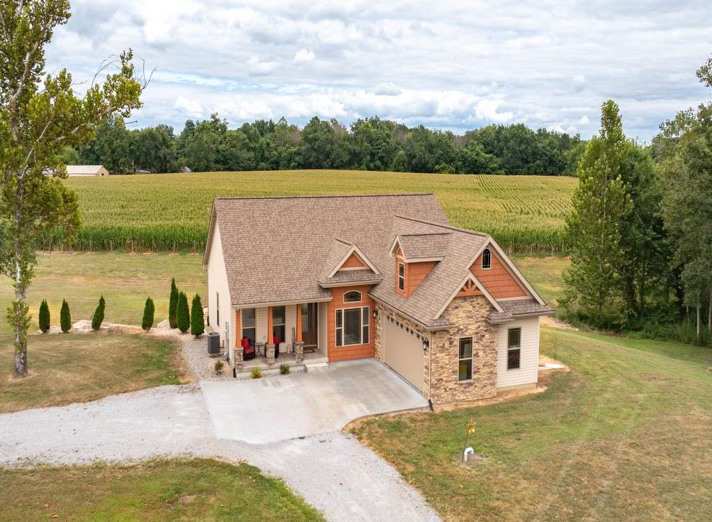 listing-68b8490707fb6-1.jpg