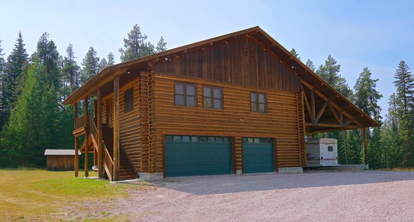 United States of America, Montana, Missoula, CabinHome with Acreage
