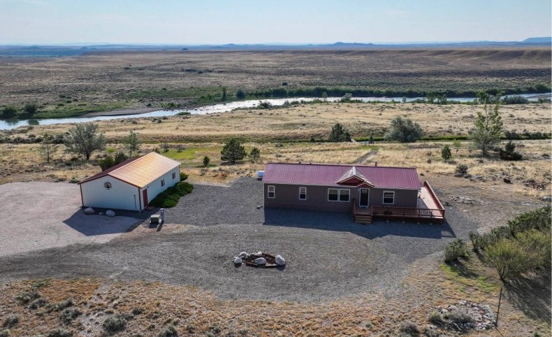 MOCCASIN TRAIL RIVER PROPERTY