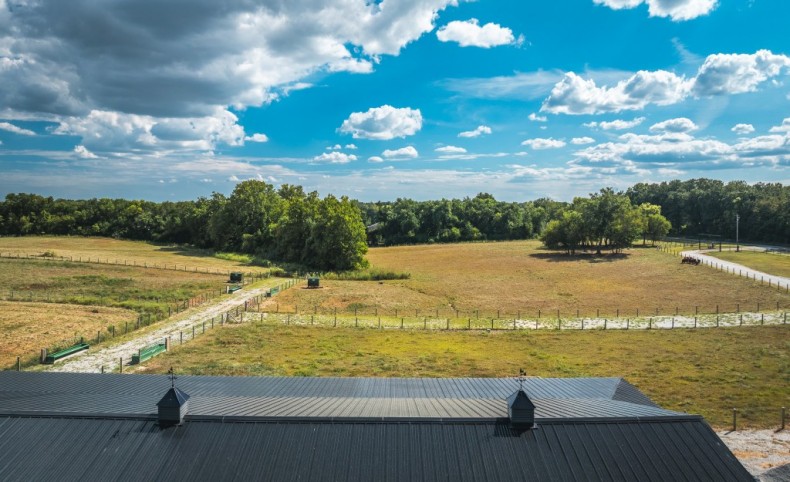 3529 N Rodgers Avenue